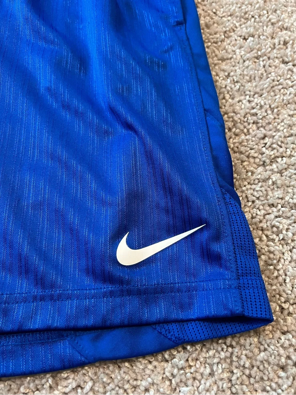 🔵NIKE: Boy size M, royal blue logo athletic shorts w/pockets, preowned🔵